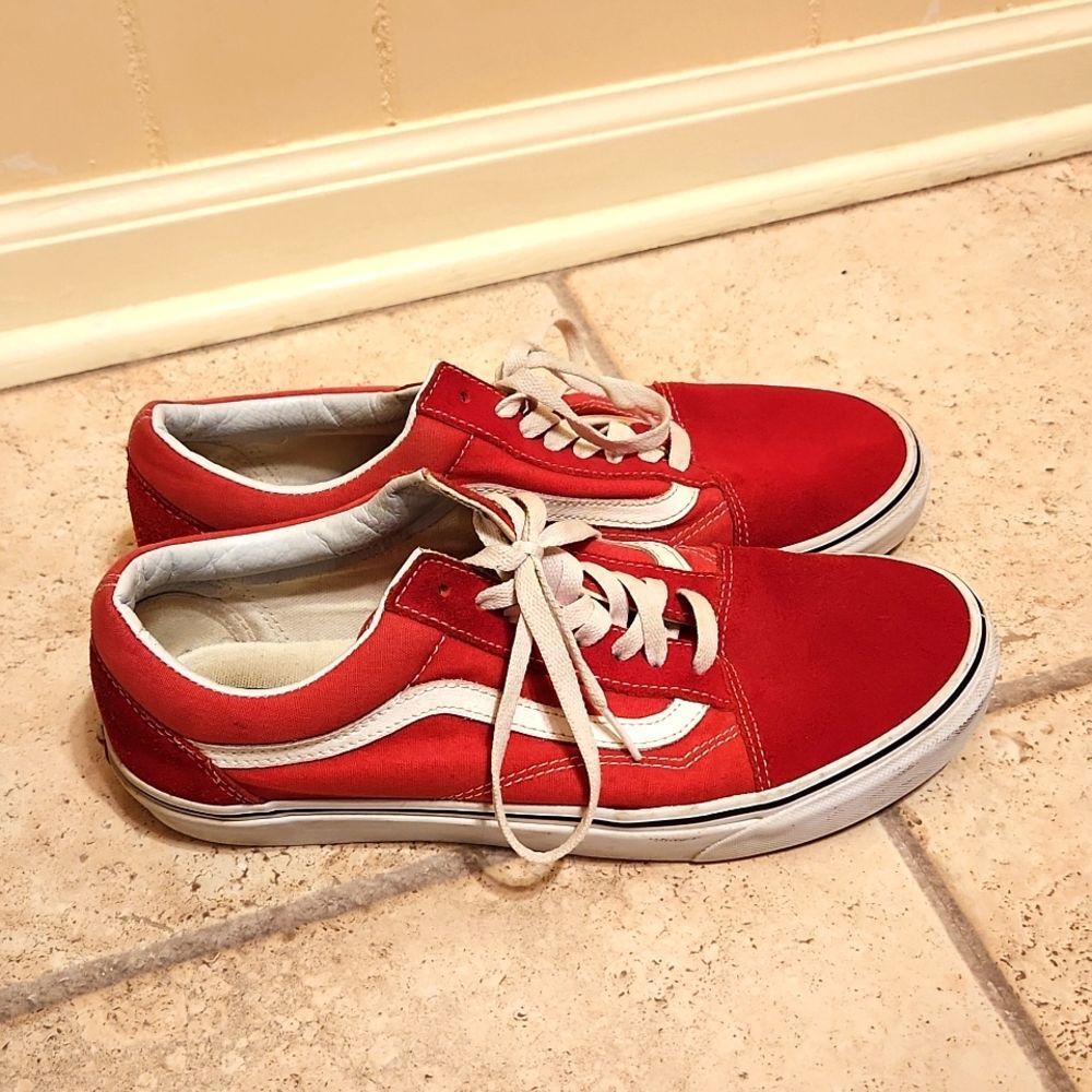 Vans Red Canvas & Suede Classic Skater Shoes Men's 10.5 Women's 12
